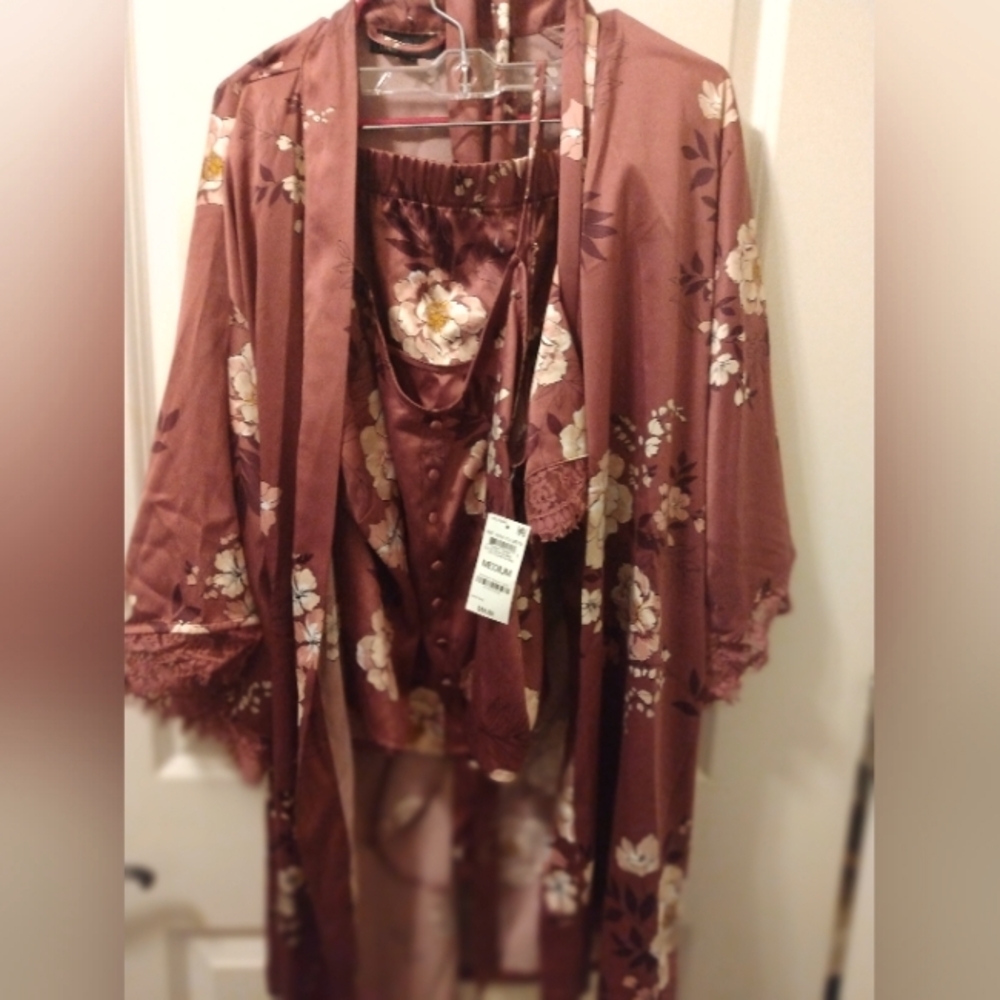LOTUS BOSS SHINE: NWT silk three piece sexy pajama set